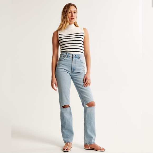 Abercrombie & Fitch Light Blue Straight Leg Jeans - Picture 2 of 10